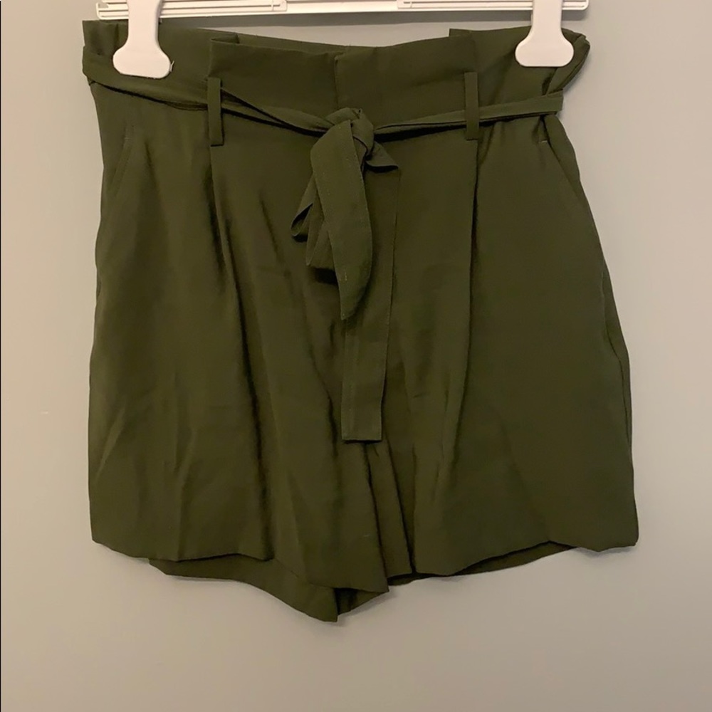 A NEW DAY High waisted dress shorts